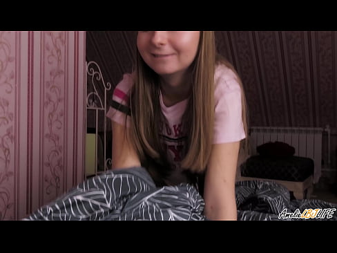 ❤️ Blondie duboko siše svoju drugu prijateljicu i dobiva spermu u usta ☑ Ruski porno kod nas bs.hentaisun.ru ☑